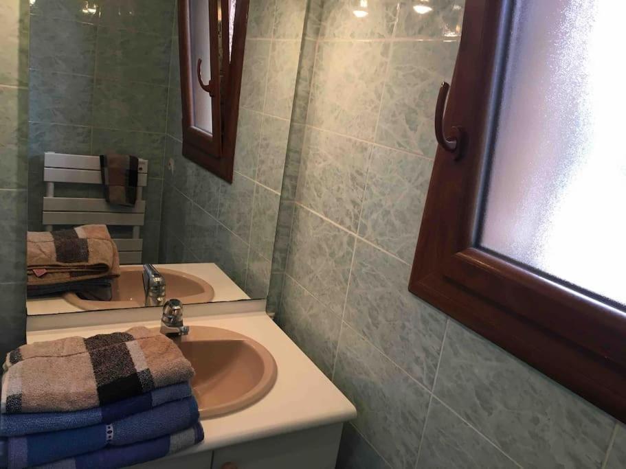 Appartement 55M2 En Beaujolais & Enedis A 15 Min Saint-Germain-Nuelles Exterior foto